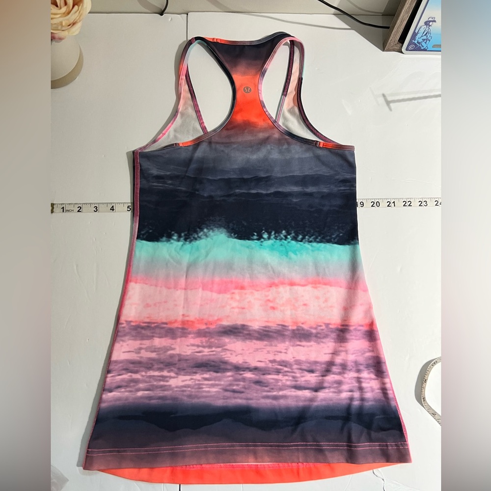 Lululemon ** Unicorn! ** Cool‎ Racerback II Nulu Beachscape - Picture 9 of 9